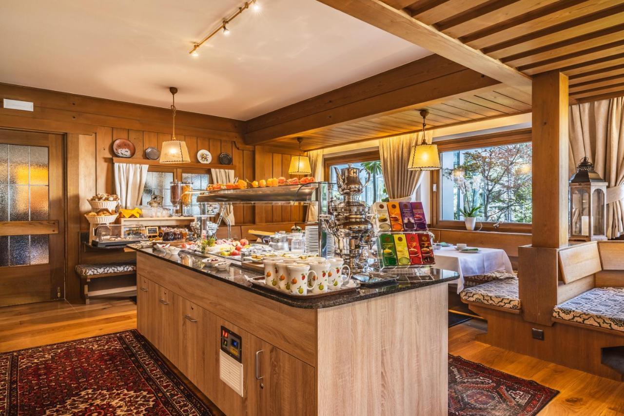 Hotel Erna コッレ・イザルコ エクステリア 写真