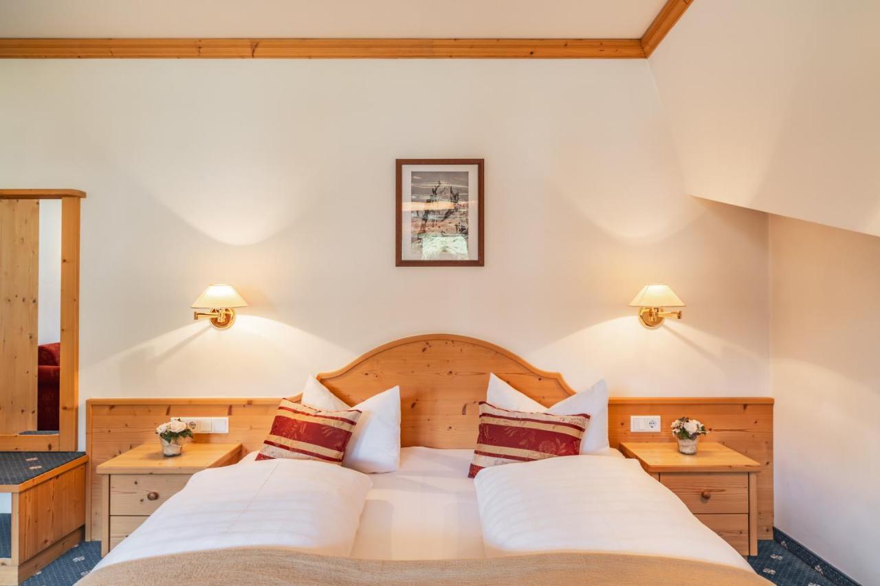 Hotel Erna コッレ・イザルコ エクステリア 写真