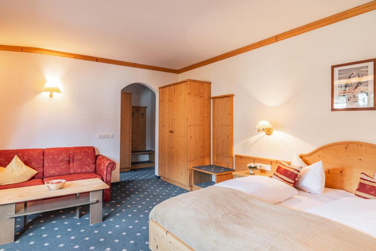 Hotel Erna コッレ・イザルコ エクステリア 写真