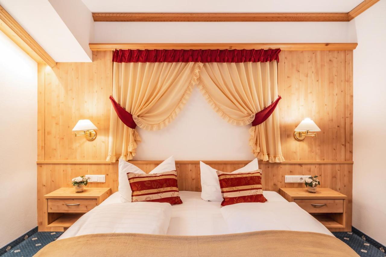 Hotel Erna コッレ・イザルコ エクステリア 写真